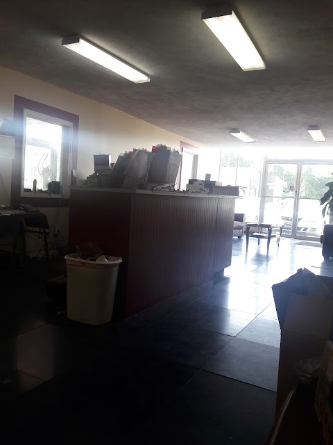 Hardy's Tire Shop photo 1