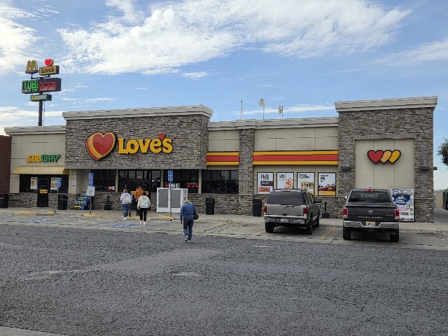 Love's Truck Care #382 photo 1