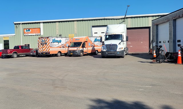Larry's Truck Repair & Towing photo 1
