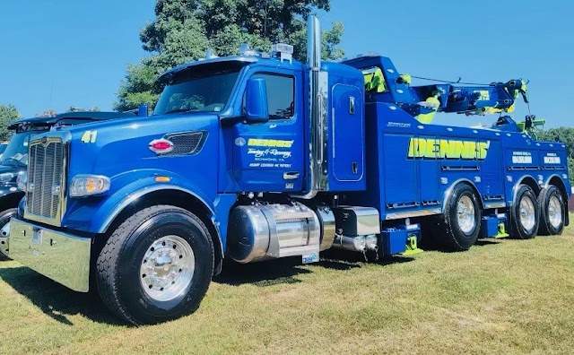Dennis' Towing & Recovery photo 1